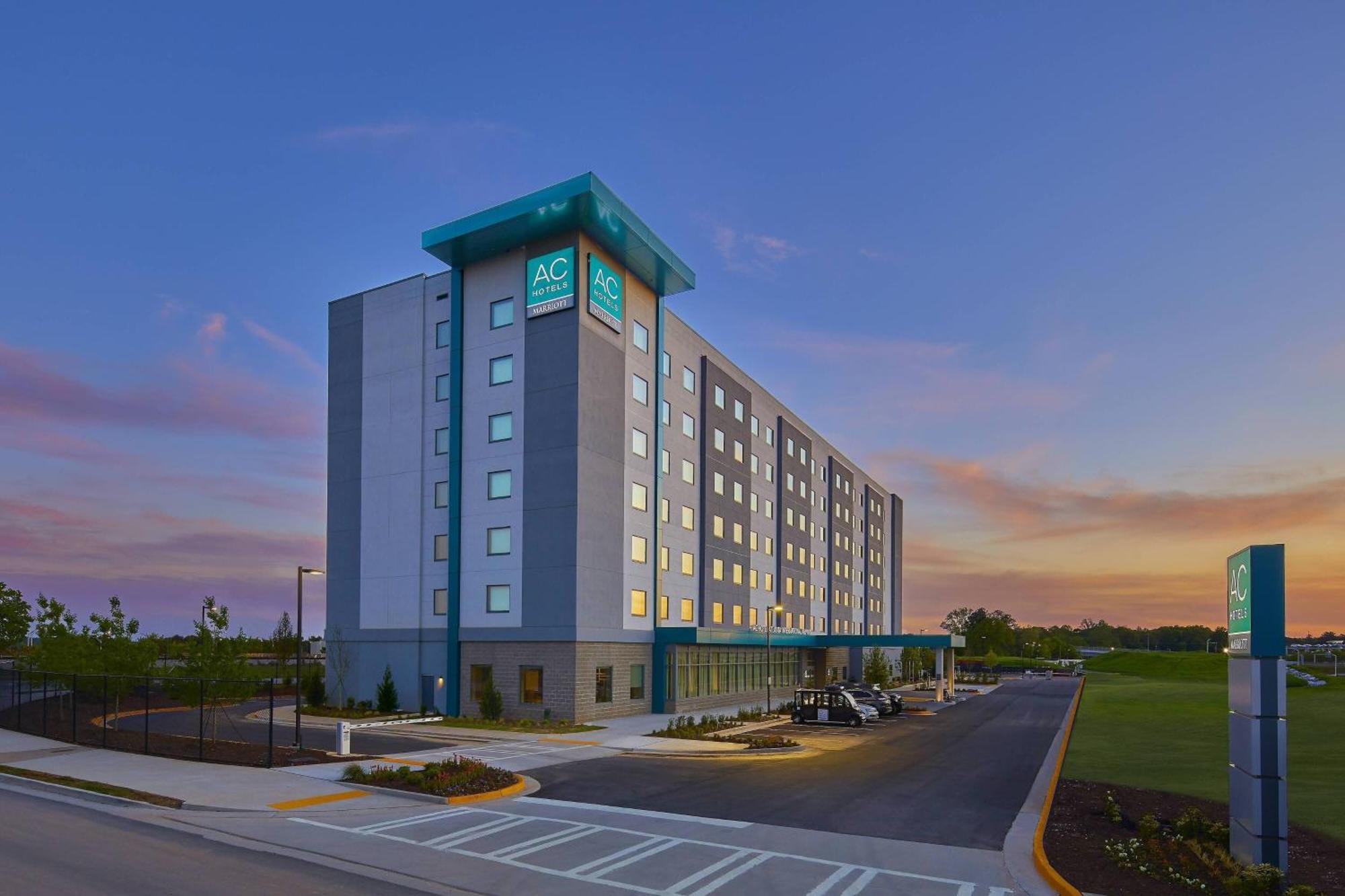 Ac Hotel By Marriott Atlanta Airport Gateway College Park Bagian luar foto