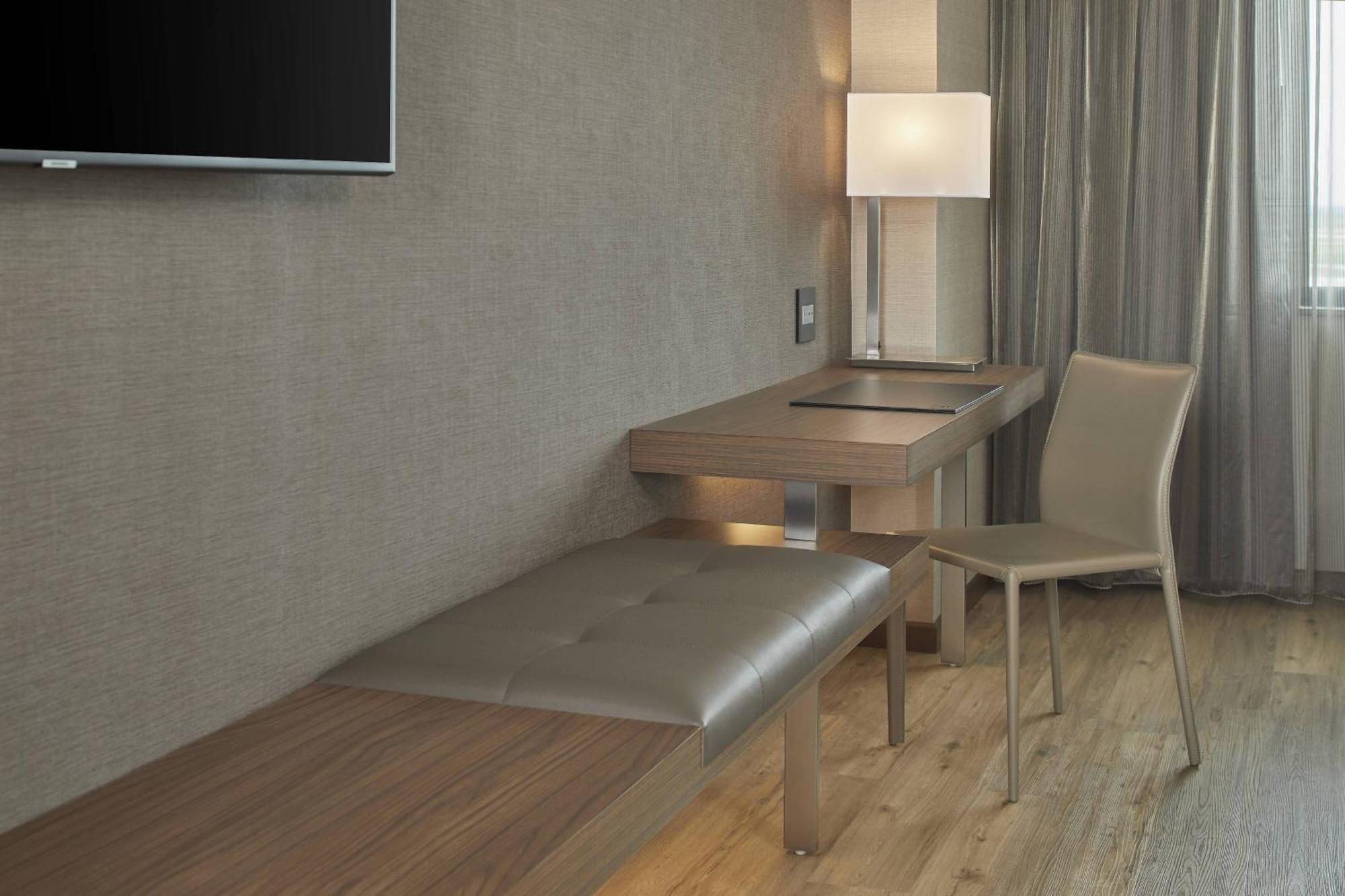 Ac Hotel By Marriott Atlanta Airport Gateway College Park Bagian luar foto